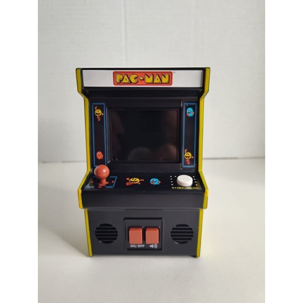 Basic‎ Fun Pac-Man Handheld Mini Arcade Game Bandai Namco Pacman Tested Working